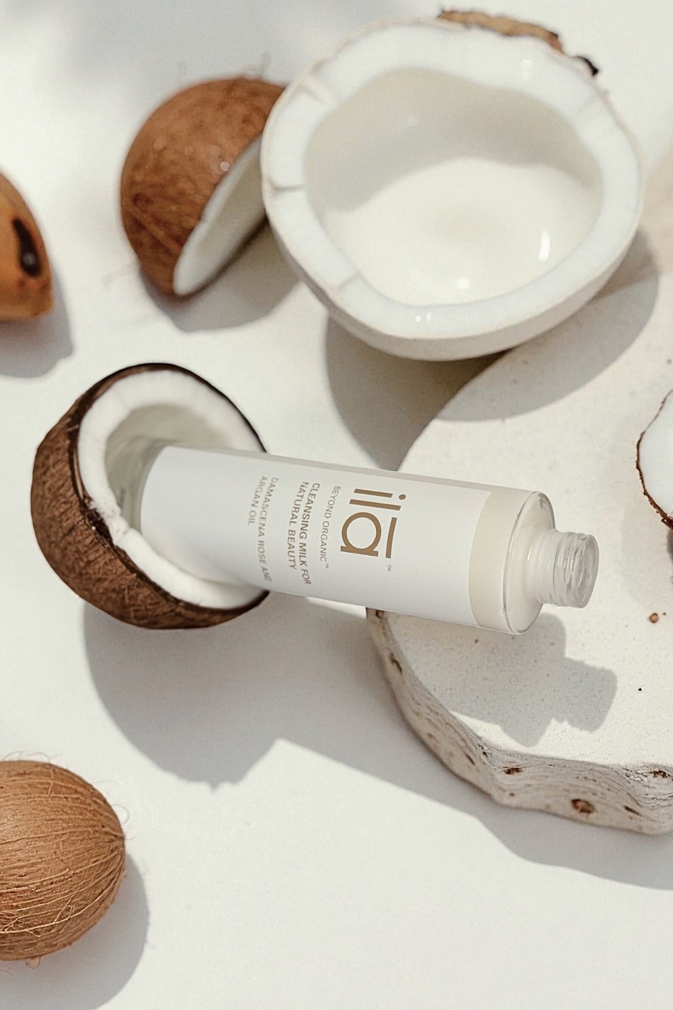 Cleansing Milk for Natural Beauty