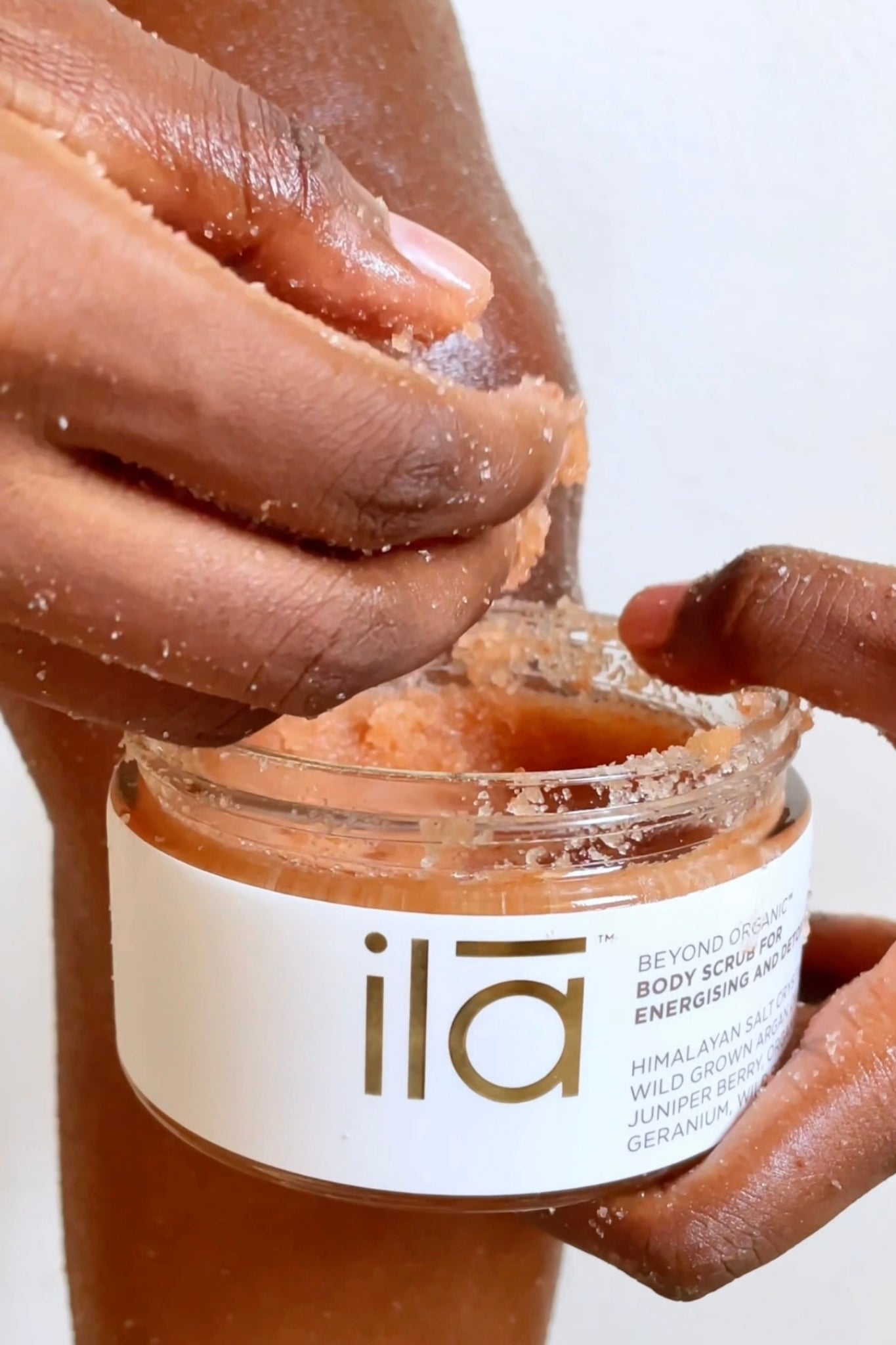 Body Scrub for Energising and Detoxifying